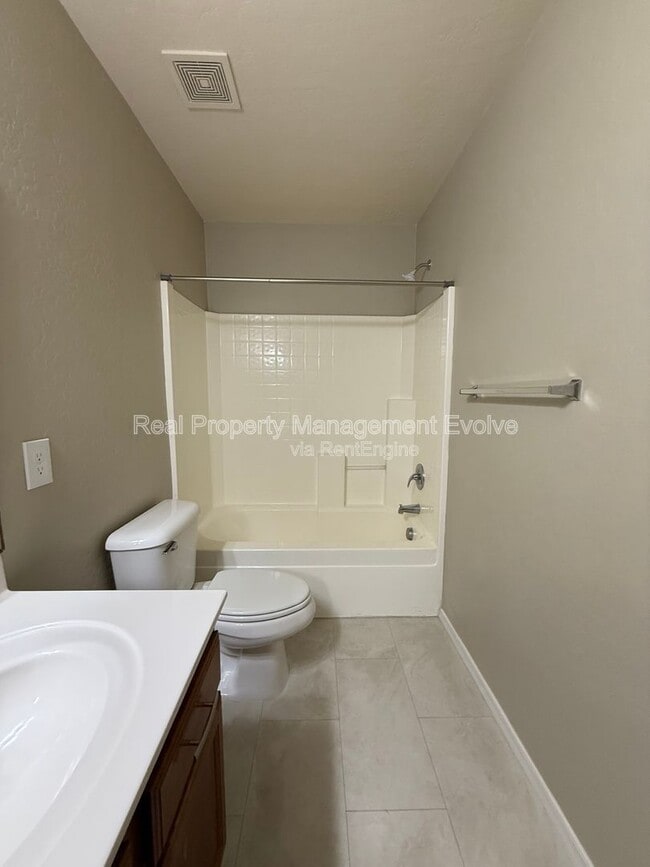 Building Photo - 12334 W Turney Ave