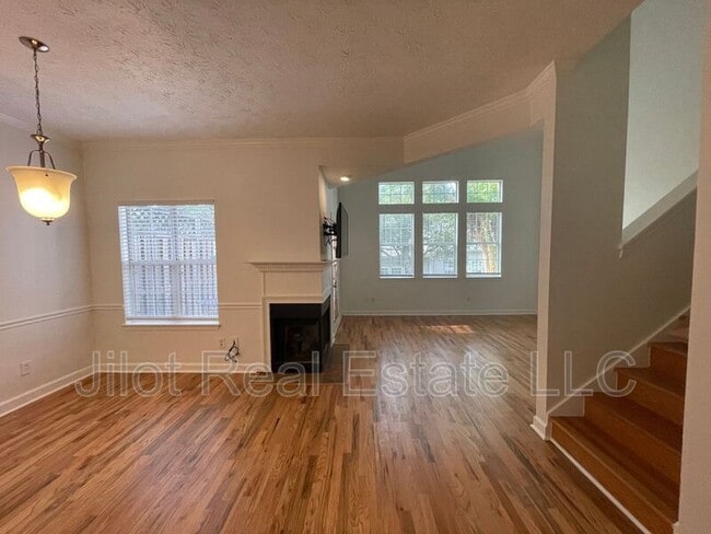 Building Photo - 61 Fulton St SE