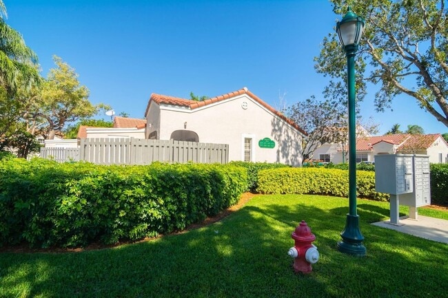 Building Photo - 1579 Springside Dr