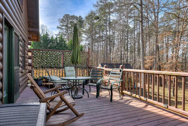Building Photo - Fully Furnished Monthly Lake Cabin Rental | Available October – March