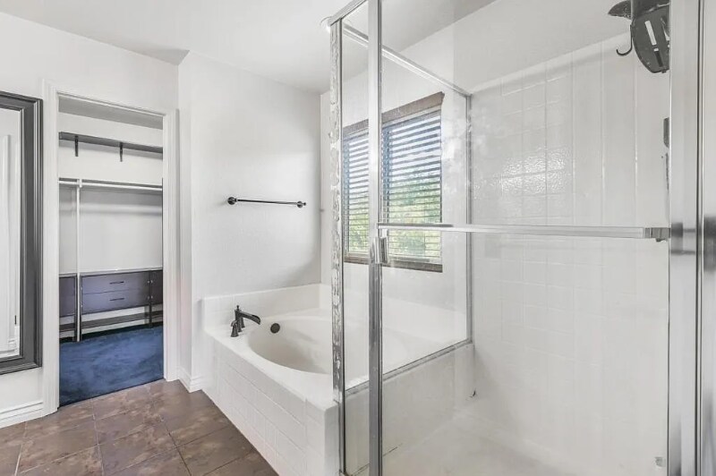 Building Photo - 5539 Nanday Ct