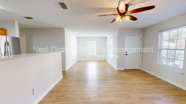 Building Photo - 1850 Forsyth Ct