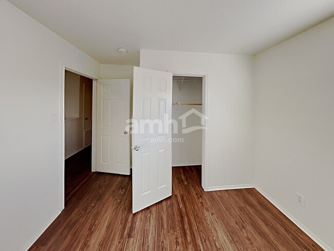 Building Photo - 7646 Presidio Crk