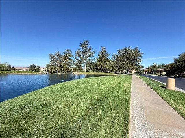 Building Photo - 38209 Divot Dr