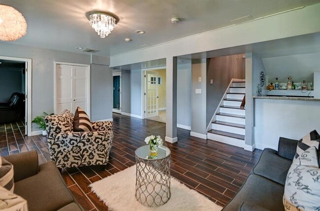 Building Photo - Incredible furnished house on Madison's West Side