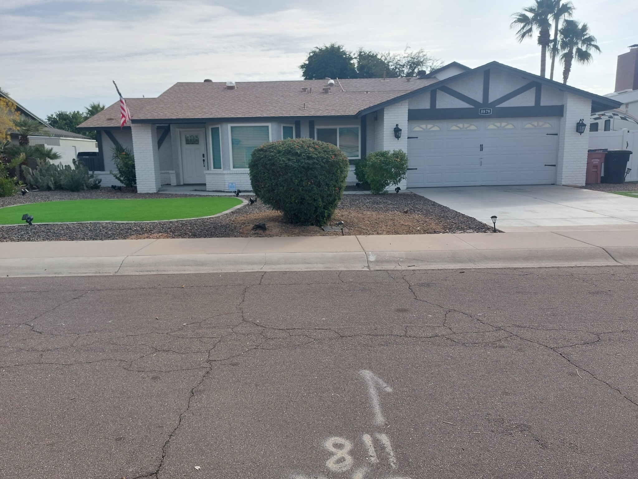 Building Photo - 8879 E Friess Dr
