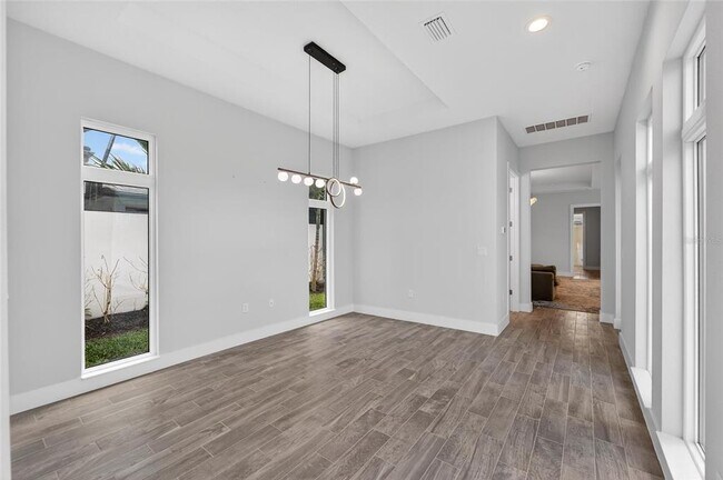 Building Photo - 5917 Cat Claw Ln