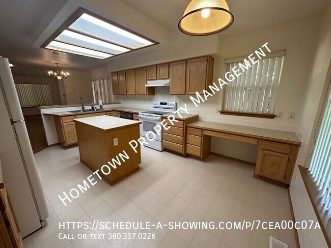 Building Photo - 1227 Arcadia St NW