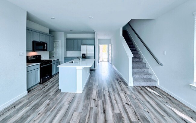 Building Photo - 4812 Grandiose Dr