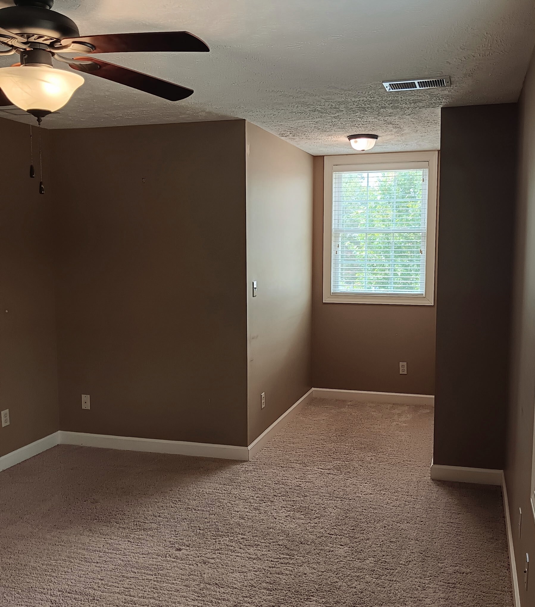 Building Photo - 62 Sommersby Dr