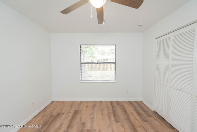 Building Photo - 2202 Appalachian Dr