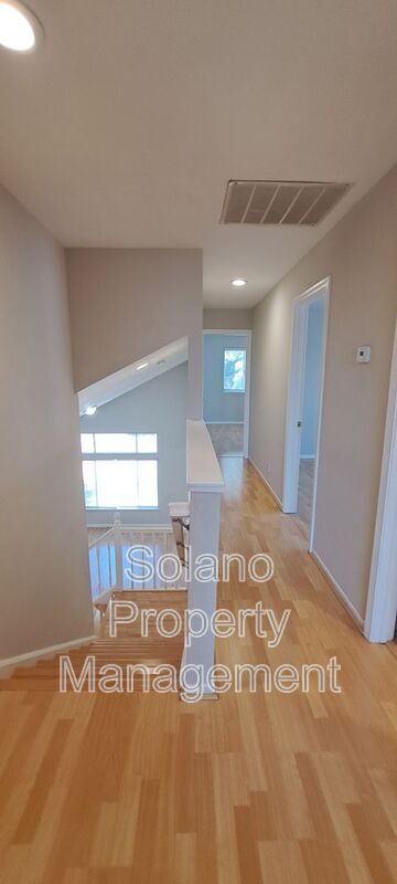 Building Photo - 320 Stamper Cir
