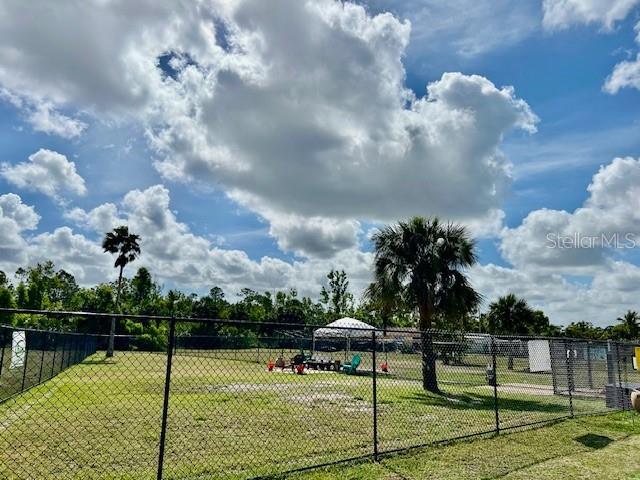 Building Photo - 6000 Key Largo Cir