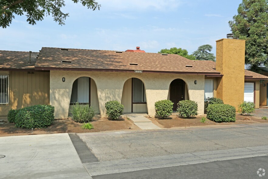 Sunny Gate Apartments 5120 E Kings Canyon Rd Fresno CA 93727