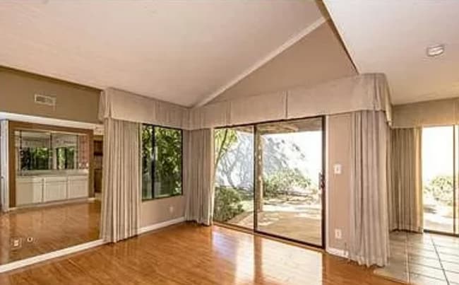 Building Photo - 4039 Lamarr Ave