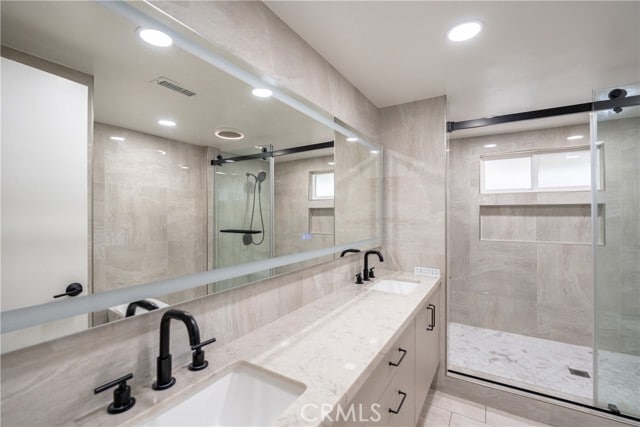 Building Photo - 2850 Hudson Ave