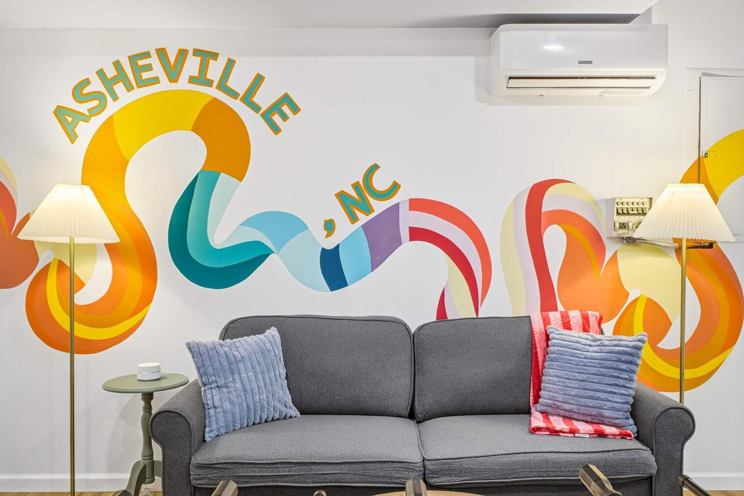 Building Photo - 12 Apple Tree Way