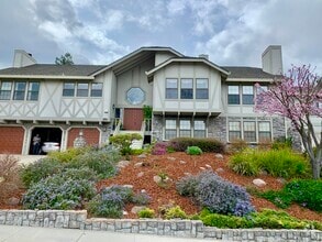 Building Photo - 7183 Brooktree Ct