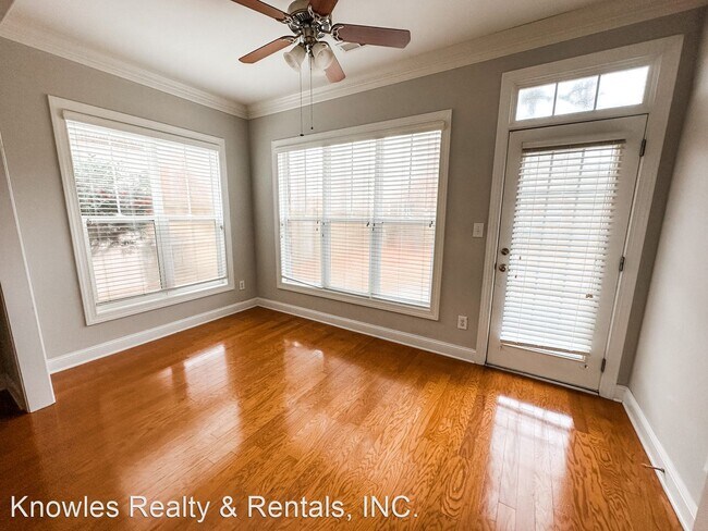 Building Photo - 4 br, 3 bath House - 5033 Gorham Avenue