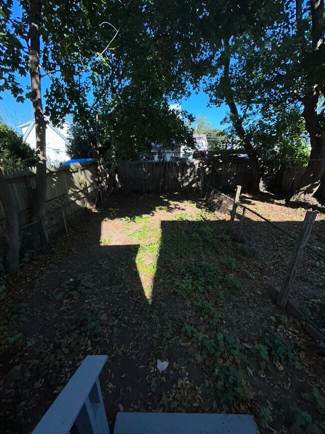 Building Photo - 126 D'Arcy Ave