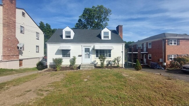 Building Photo - 62 Euclid Ave