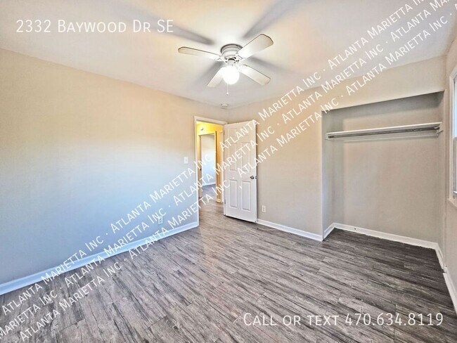 Building Photo - 2332 Baywood Dr SE