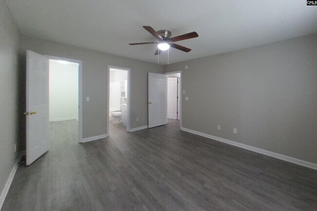 Building Photo - 1310 May Oak Cir