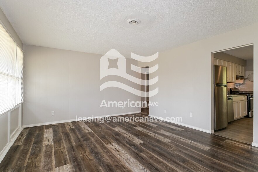 Building Photo - 8433 Engler Ave