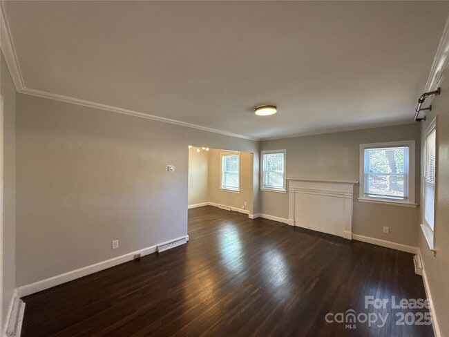 Building Photo - 1242 Dade St