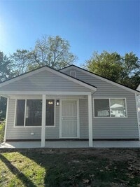 Building Photo - 9243 Sussex St