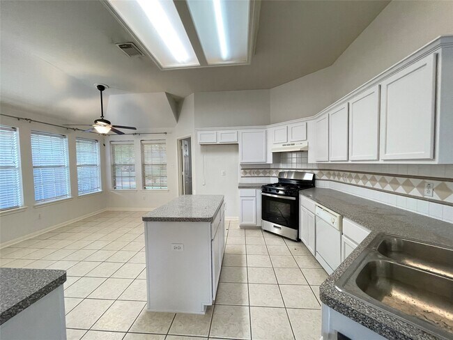 Building Photo - 5822 Carta Valley Ln