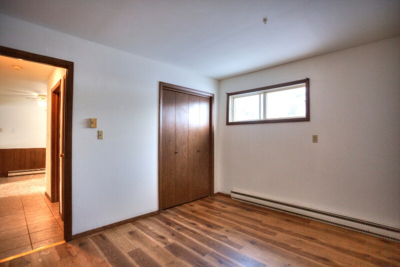 Building Photo - 421 S Suffolk St