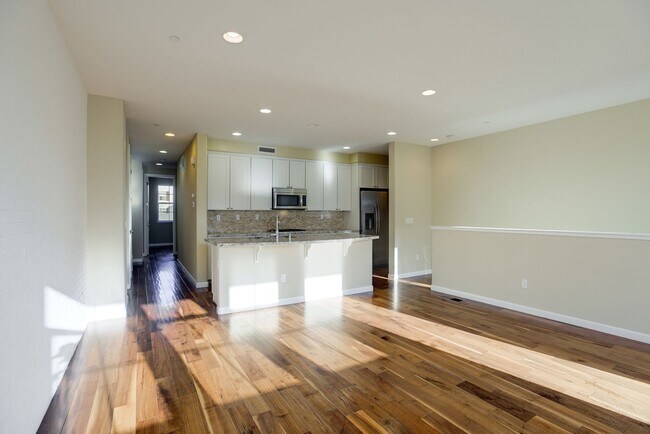 Building Photo - 631 True Wind Way