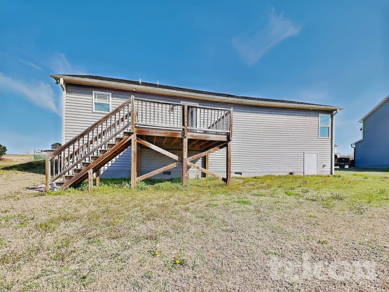 Building Photo - 74 Hunter Fox Trail