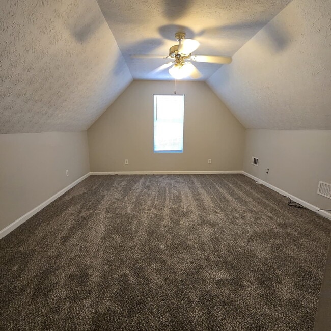 Building Photo - "Charming 4-Bed Oasis with Granite Countertops on Pebble Creek Drive, McDonough!"
