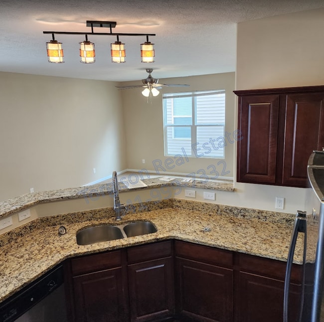 Building Photo - 5828 Trail Creek Dr