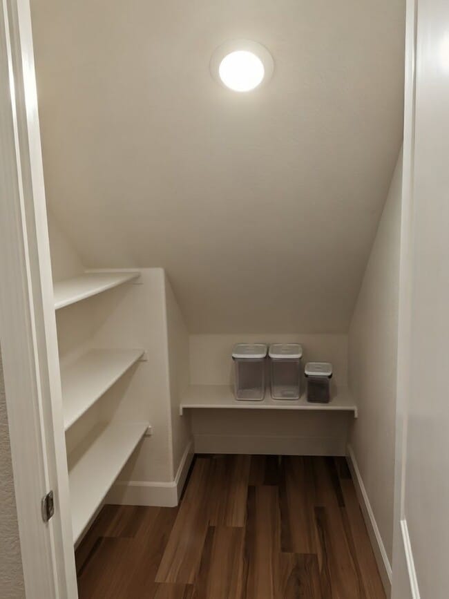 Building Photo - Pleasanton 4 Bed / 3 Bath, Top Rated Schools, Solar