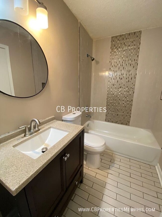 Building Photo - 1317 Halcomb Ln