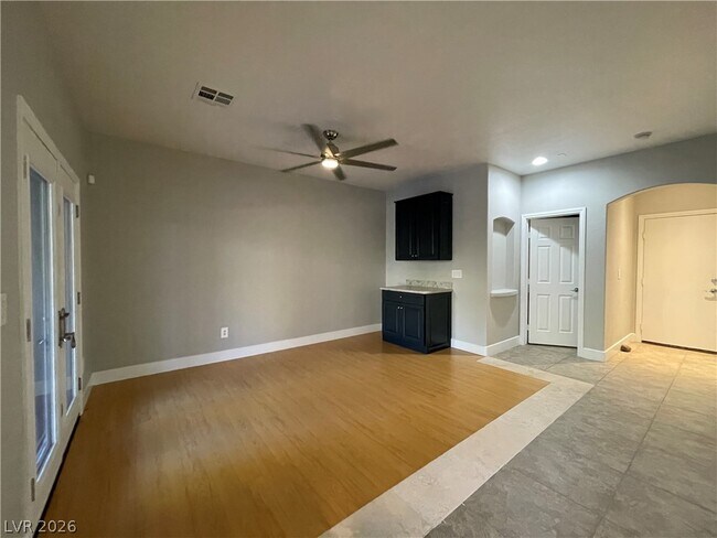 Building Photo - 4049 Bennett Mountain St