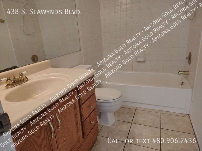 Building Photo - 438 S Seawynds Blvd