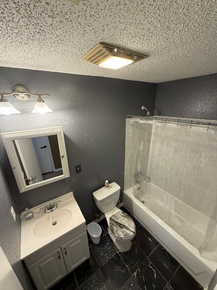 Building Photo - 1330 Horace St