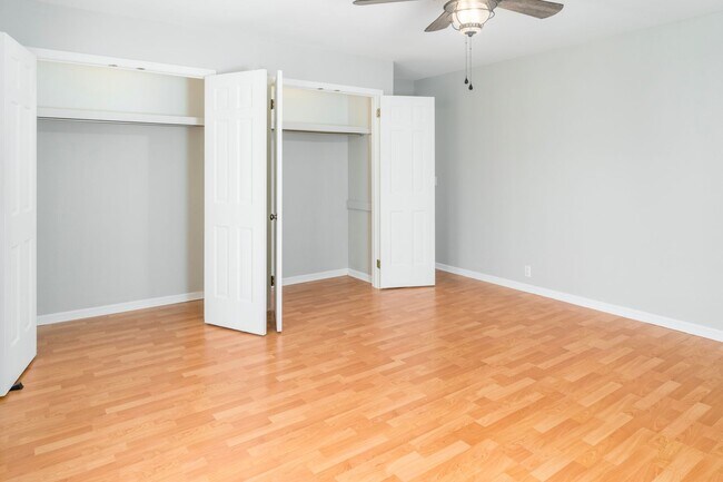 Building Photo - 16 Malaga Cir
