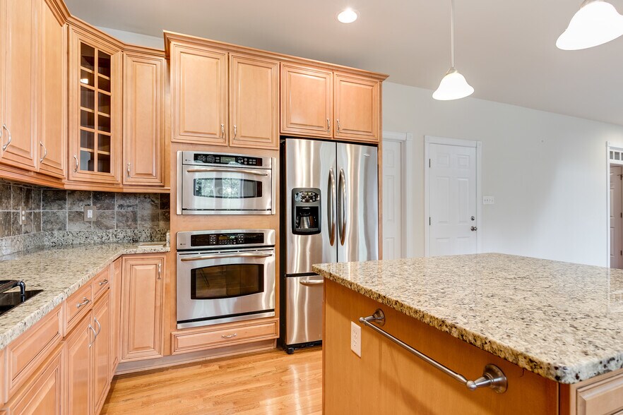 Building Photo - 7667 Patriots Landing Pl