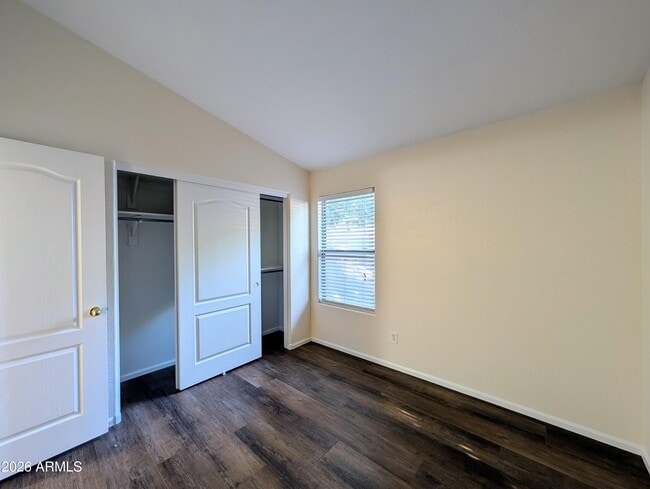 Building Photo - 11134 W Windsor Ave