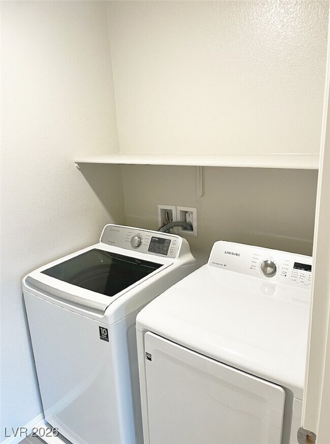 Building Photo - 4461 Lantern Point Ave