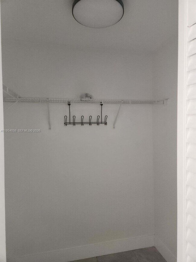 Building Photo - 1617 Jefferson Ave