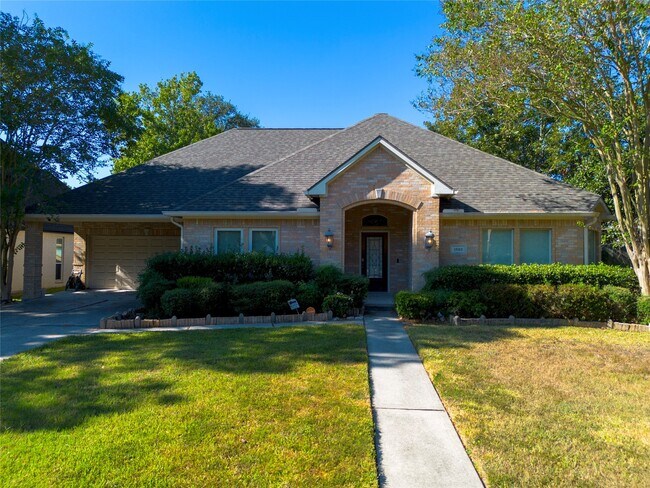 Primary Photo - 15315 T C Jester Blvd