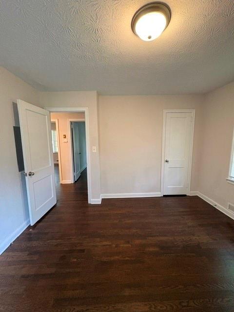 Building Photo - 2174 Trailwood Dr