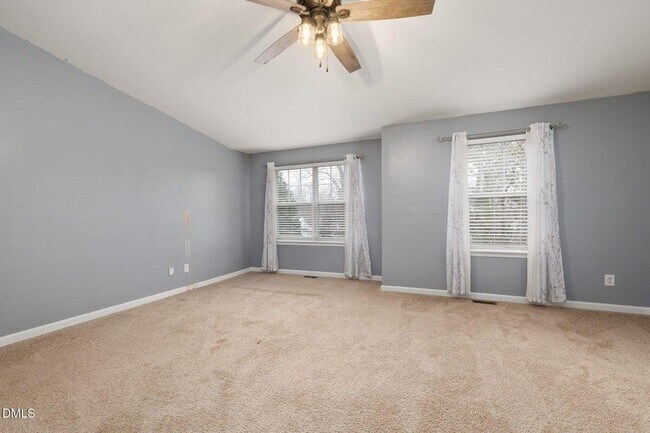 Building Photo - 401 Coalinga Lane