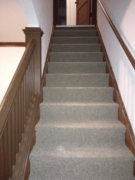 Building Photo - 632 W Prospect Ave